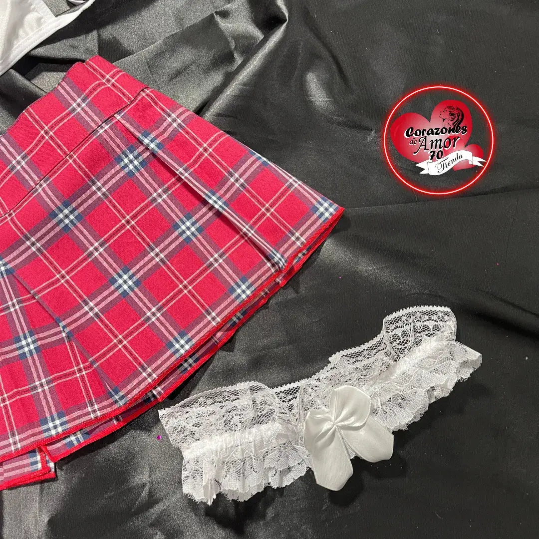 Diseño de colegiala de6