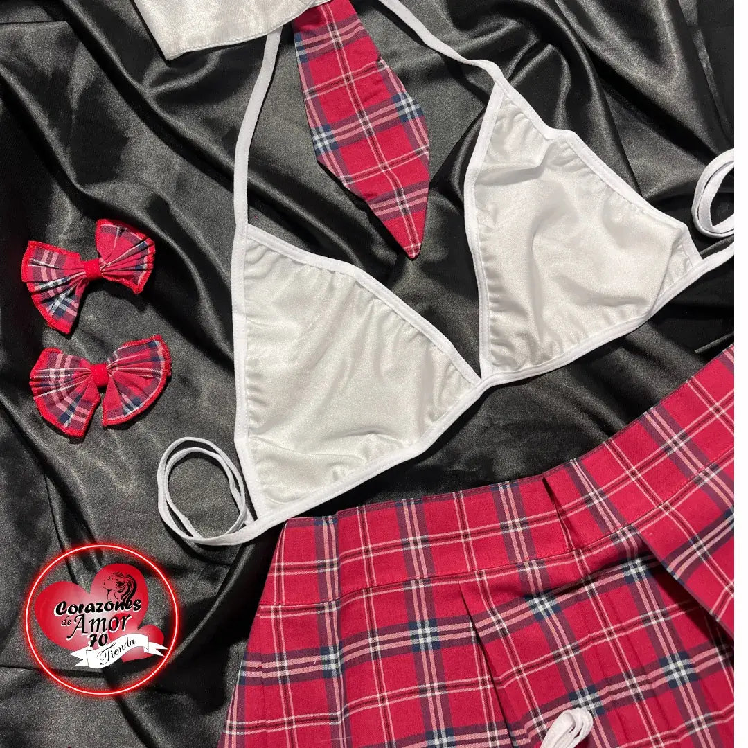 Diseño de colegiala de6