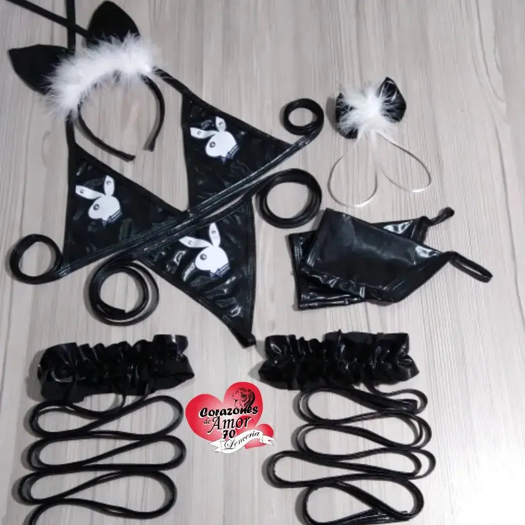 Disfraz play boy en tela brillante