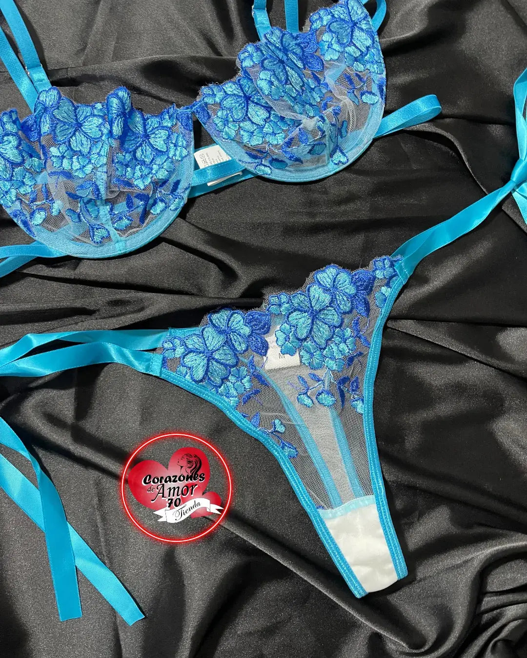 Hermosa lencería azul