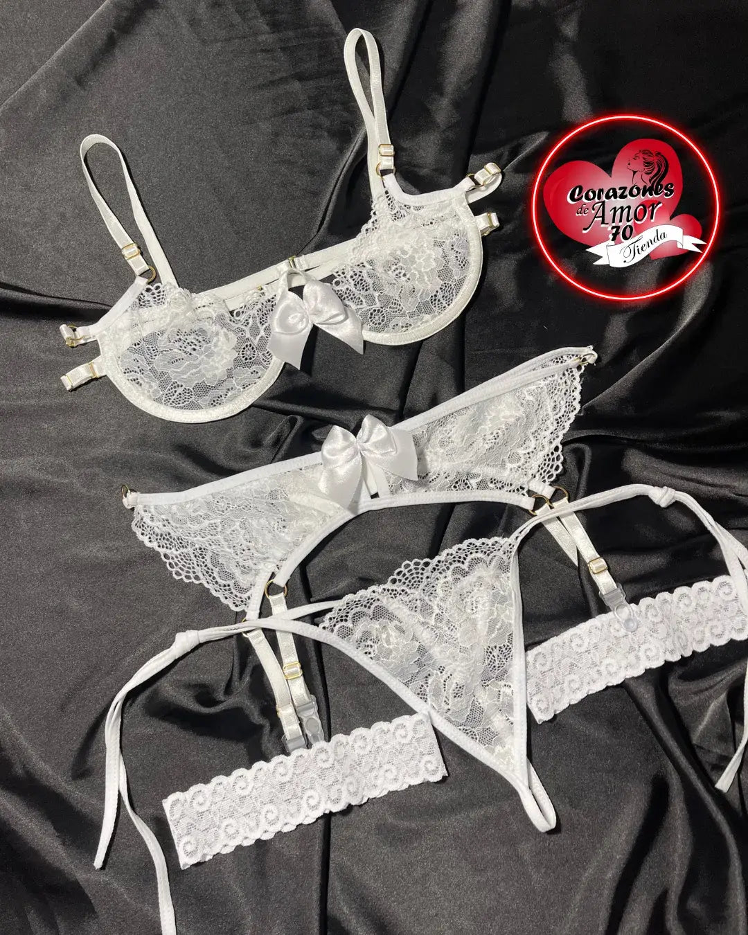 Conjunto de lencería blanco